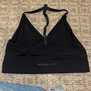 Black sports bra